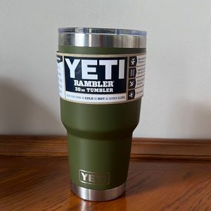 YETI Rambler 30 oz Tumbler - Olive Green with Silver Trim